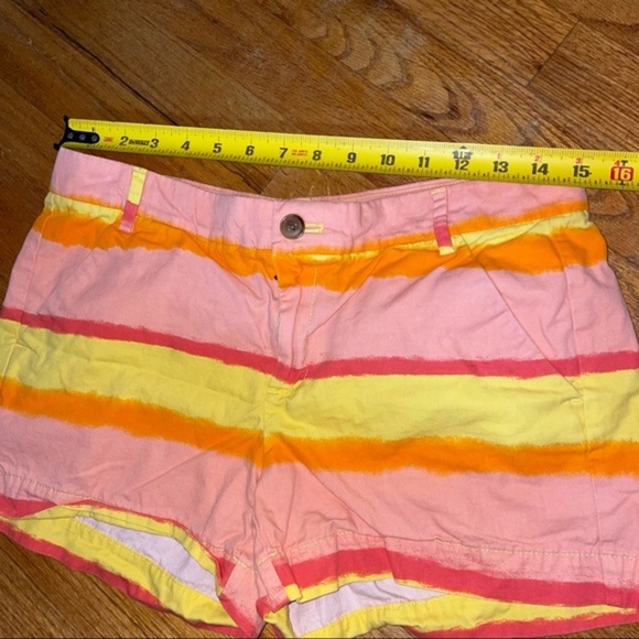 Khakis by Gap
Pink Striped Casual Shorts - Picture 5 of 10